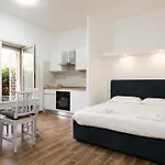Aurelia Deluxe Suites