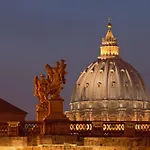 Vatican Luxury Suite