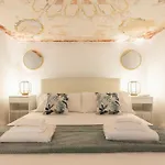 Rome As You Feel - Fontanella Borghese Luxury Apartment