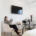 In Villa Apartment