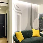 Iconic Studio San Giovanni - House With Private Parking