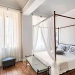 Domus Paolina Arenula
