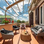 Coppede\' Penthouse