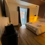Essenza House
