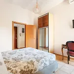 Zara Apartment