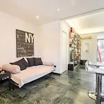 Comics Roma Penthouse, Funny Flat Nearby Colosseum