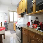 Teresa\'S House Metro C