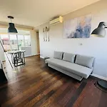 22Apt Luxury Quiet Loft With Terrace