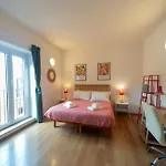 4 Cantoni, Cosy Apartment In Monti District
