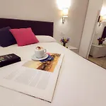 Piol Guest House