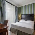 Hotel Royal Court