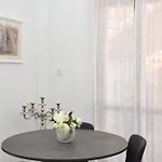 Diasof Apartments