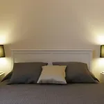 Roman Suite