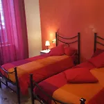 Come And Feel At Home In This Airy Three Bedrooms Apartment In Rome Centre