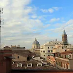Monti Central Apartment