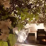 Aruna Suites