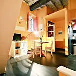 Old Trevi Apartments Roma