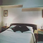 Suites Holiday Rooms