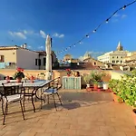 Mok\'House Apartments