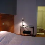 B&B Bed And Business