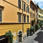 Trastevere Queen