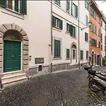 Roma Colosseum Apartment