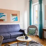 Rome Accommodation Condotti