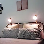 Narciso House