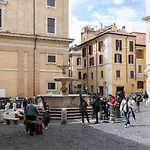 Sonder At Colosseum Cloisters