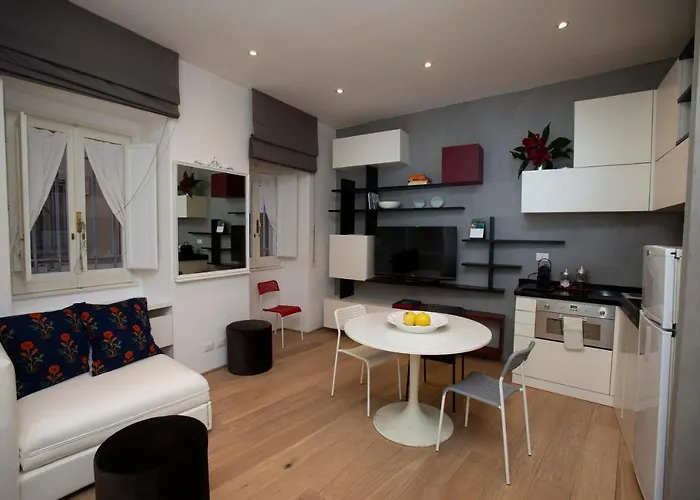 34 Forum Apartment