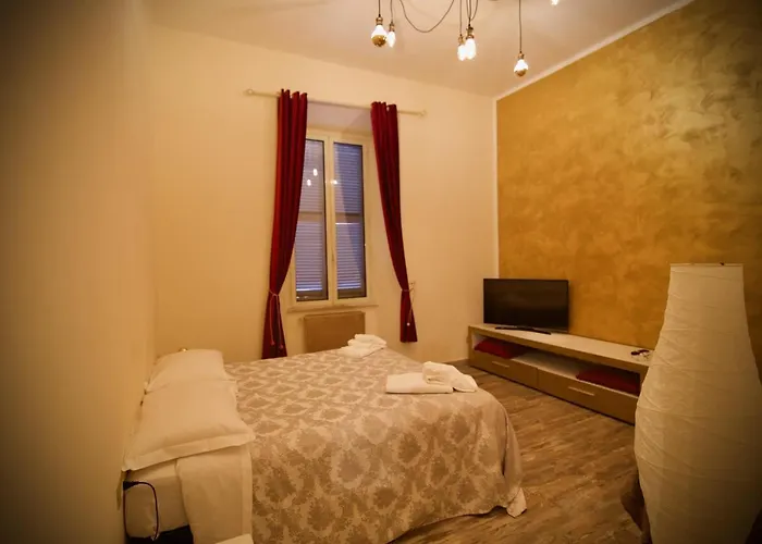 Home Art Colosseo