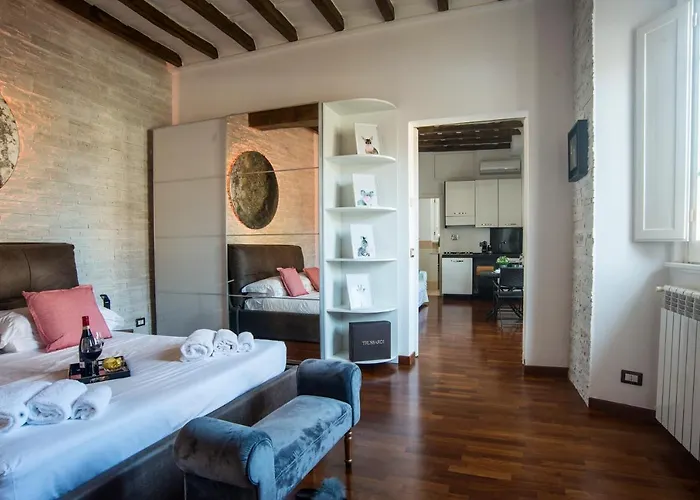 Navona New Charme Art Apartament
