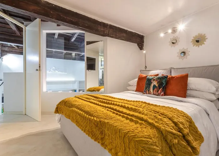 Lucrezia Luxury Apartment - close to Piazza Navona