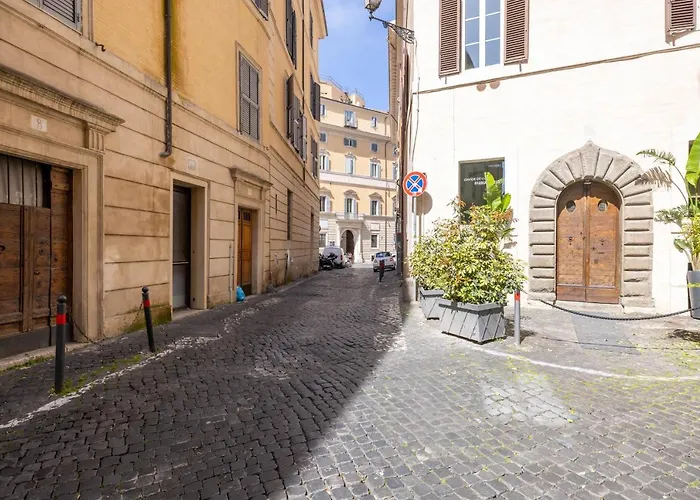 Vg Piazza Navona 5 Stelle Montecitorio Room