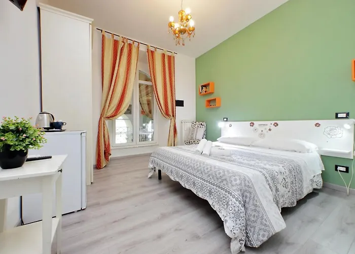 Lucky Holiday Rooms