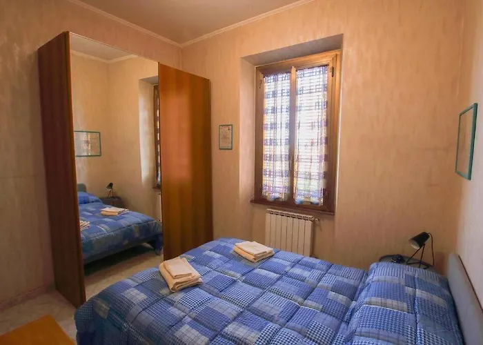 The Subway Apartment / Entire Apartment