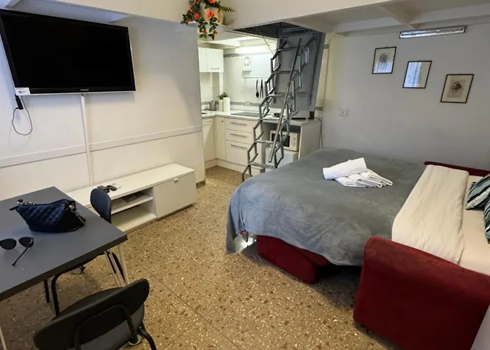 Priscilla\'S Home