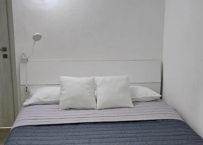 Robin Suites