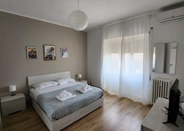 Joy House - Roma Vaticano