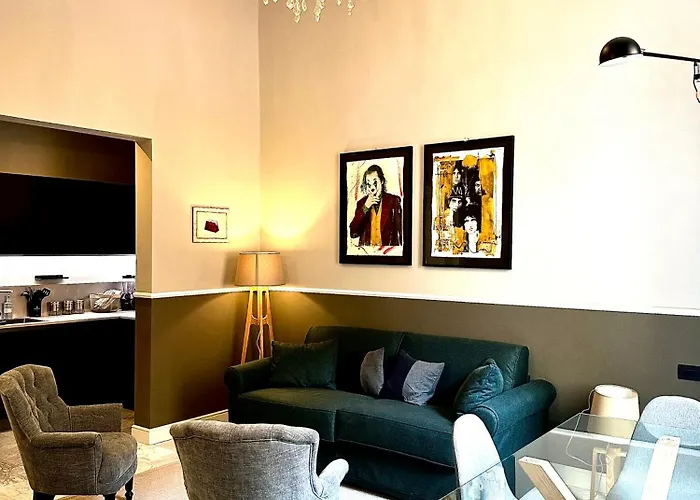 Via Veneto Luxury Maison