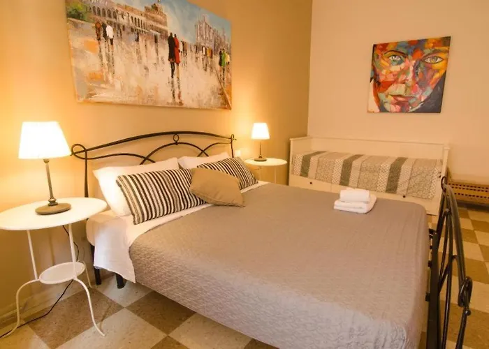 Una Notte Ai Musei - Guest House
