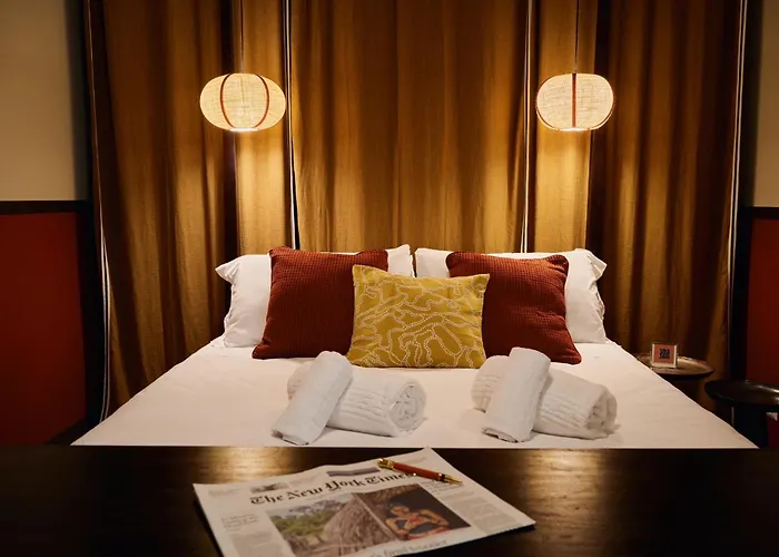 Maison Luxury Pantheon