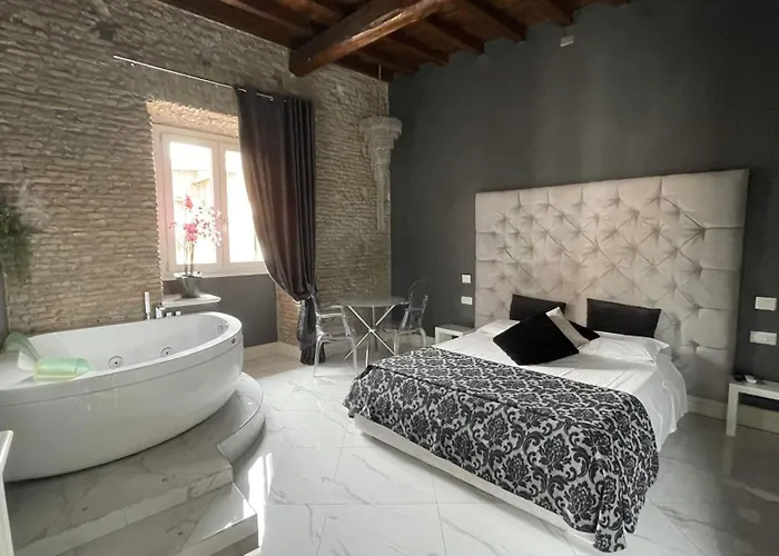 Rhome Luxury Suite