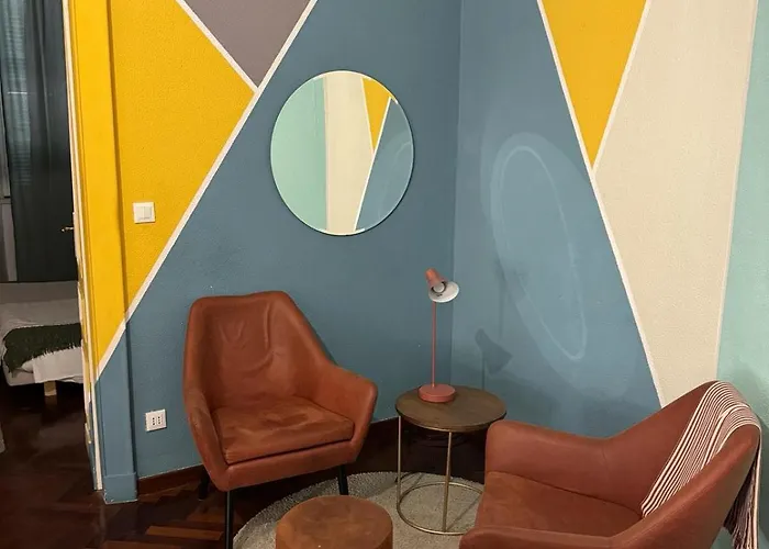 A Colorful Spot For La Dolce Vita