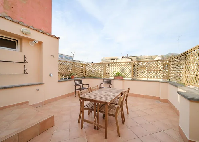 Juan\'S Trevi Apartment Buddyrent