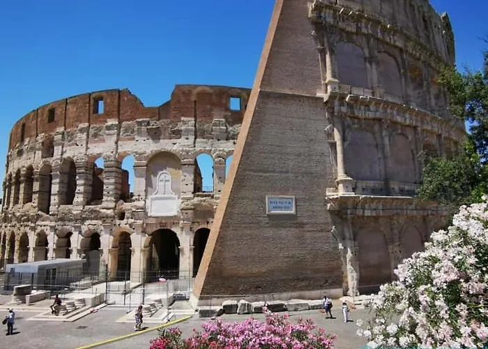 Colosseo House