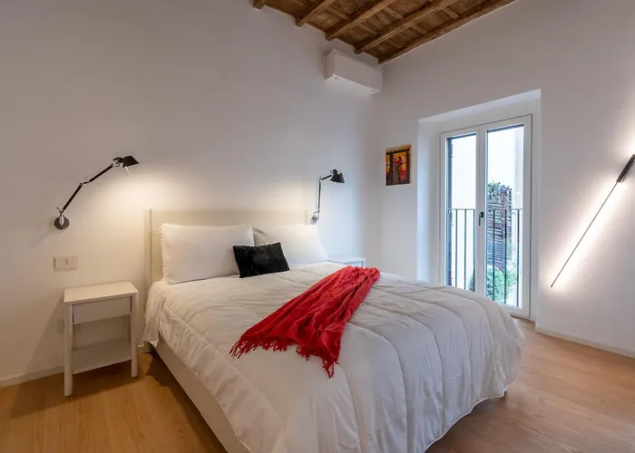 Sotto Al Letto Del Papa - Borgo Pio - Vaticano