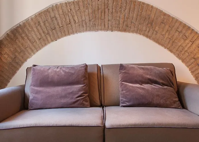 Rental In Rome - Scala Suite