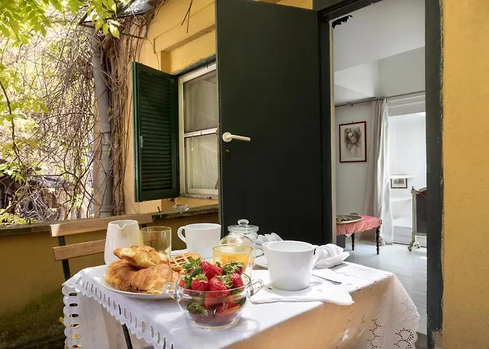 Luxury Piazza Di Spagna Escape With Private Spa