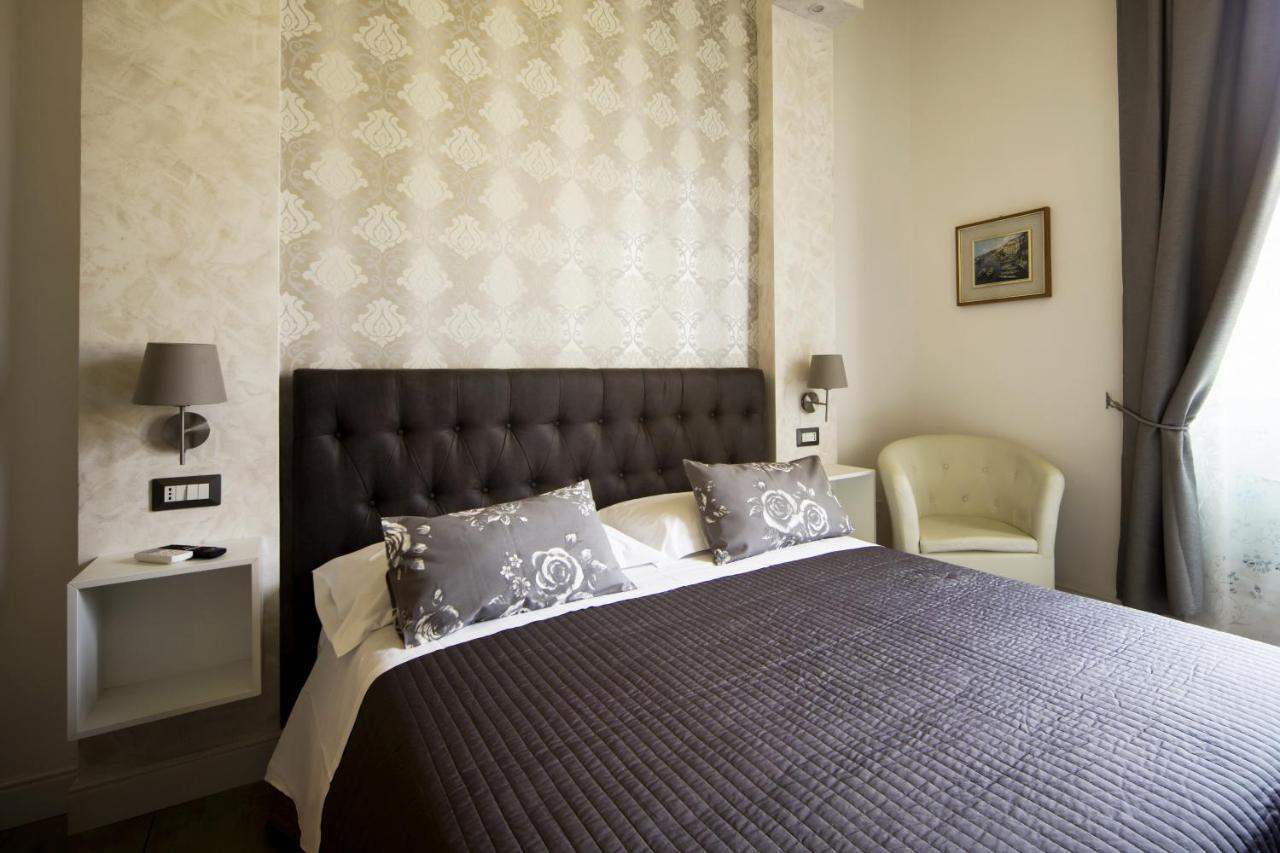 Residenza Tupini, S.pietro Rome